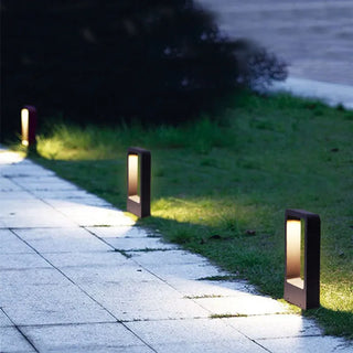 Venkovní Zahradní Lampa | Moderní Černá LED Design