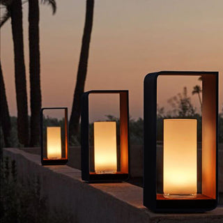 Venkovní Černá Moderní Zahradní Stojací Lampa | Dekorativní Solární LED Design