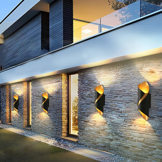 Venkovní a Vnitřní Nástěnné Svítidlo | Moderní Šroubovitá LED Lampa
