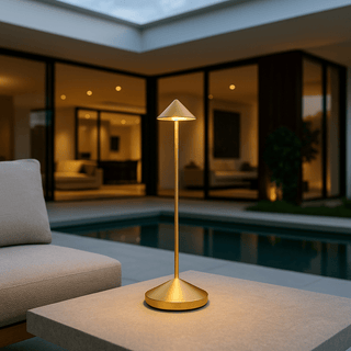 Vnitřní Dekorativní Stolní Lampa | Minimalistické Kuželové LED Světlo