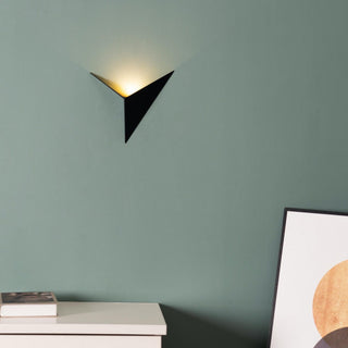 Vnitřní moderní LED nástěnné světlo | Minimalistický trojúhelníkový design