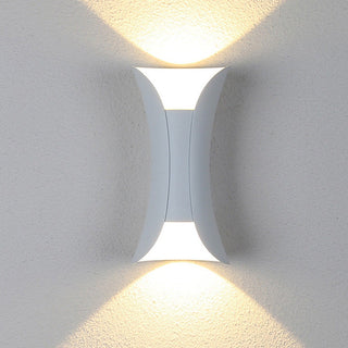 Venkovní Nástěnné LED Svítidlo | Moderní Zakřivený Design IP65