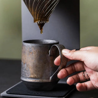 Hrnek rustikální moderní s uchem