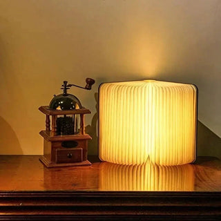 Książkowa lampa LED składana nowoczesna
