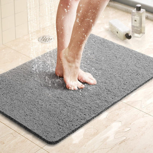 Bathroom mat, non-slip with suction cups and drainage holes