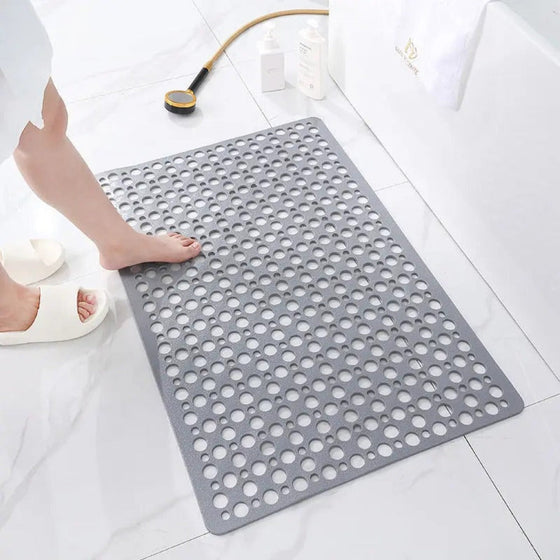 Bath mat, non-slip with drainage holes