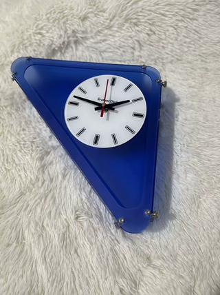 Nowoczesny geometryczny zegar ścienny dekoracyjny