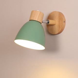 Regulowana lampa ścienna do czytania