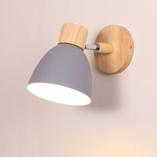Regulowana lampa ścienna do czytania