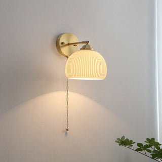 Retro Elegant Ribbed Wall Light