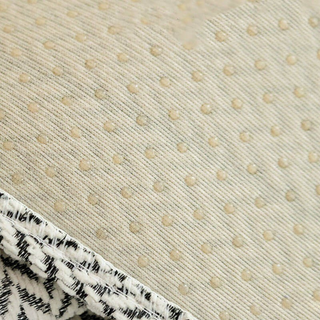 Pokrowiec na nowoczesną sofę odporny na zarysowania do salonu