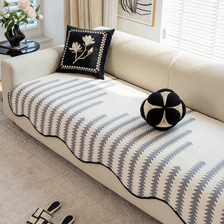 Pokrowiec na sofę nowoczesny falisty design do salonu