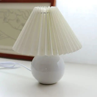 Stolní lampa retro se skládaným stínidlem na noční stolky