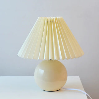 Stolní lampa retro se skládaným stínidlem na noční stolky