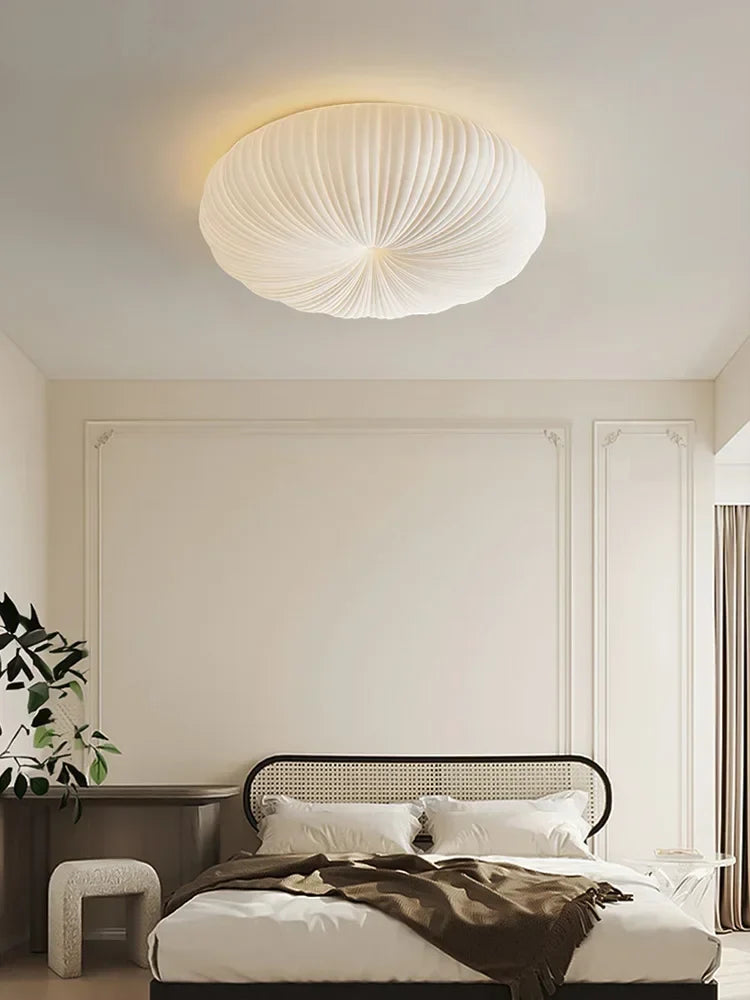 Stropní lampa moderní LED Japandi design ve stylu mušle – Svetla Living