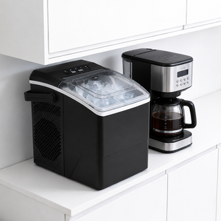Commercial dual-use ice cube maker with transparent lid design, efficient cooling, durable, ideal for restaurants and bars, perfect for office kitchens