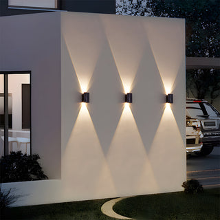 Venkovní nástěnné LED světlo černé moderní