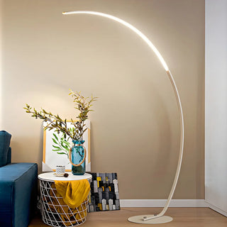 Vnitřní moderní oblouková stojací lampa | LED design