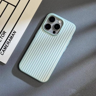 Ribbed Phone Case with Camera Protection – Detail