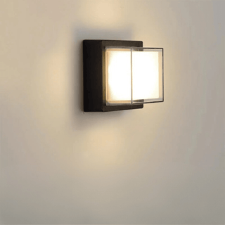 Round LED ceiling light flush-mounted for the living room