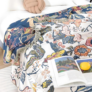Botanical quilt bedspread with fringe tassels