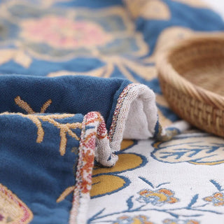 Botanical quilt bedspread with fringe tassels